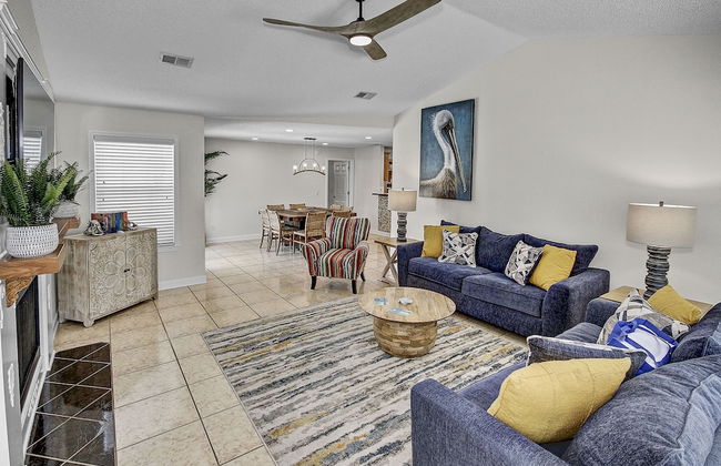 Pet Friendly Beach House with Arcade Games - Photo 11