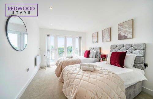 Brand New Premium Serviced Apartments, Free Parking, High-Speed WiFi By Redwood Stays - Foto 1