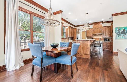 ATX Oasis - Pool, Hot tub, Firepit & Billiards - Foto 12