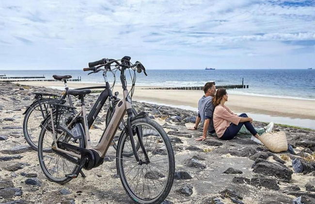 Farmhouse in Zeeland With Saltwater Pool - Photo 36