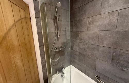 Tower House 2BR 10 Minutes from Alton Towers - Foto 5