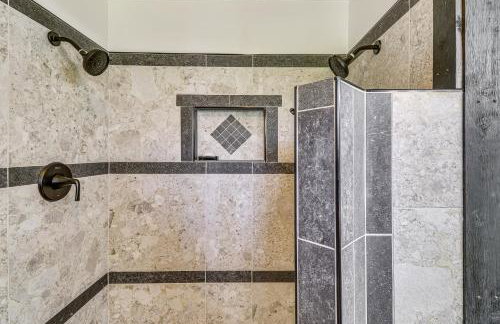 Deck and Mtn Views Libby Home on Golf Course! - Foto 16