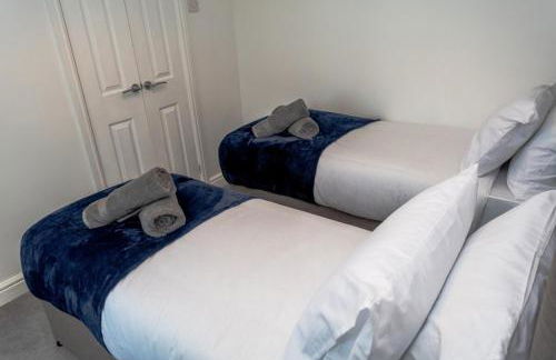 Comfortable 3BR Home, Steps from York Town Centre, Sleeps 6, Free Parking - Foto 7