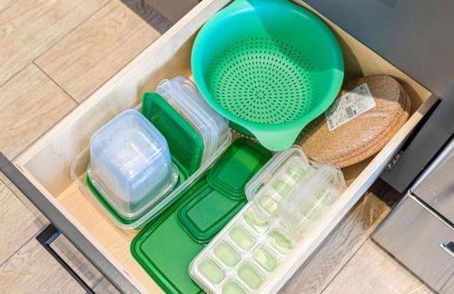 Luxurious 2BR Retreat near Downtown with Roofdeck and Gym - Foto 14