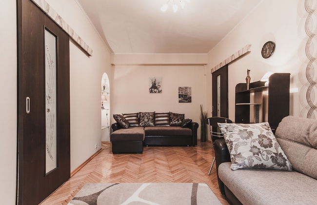 Lakshmi Alekseevskaya - Photo 1