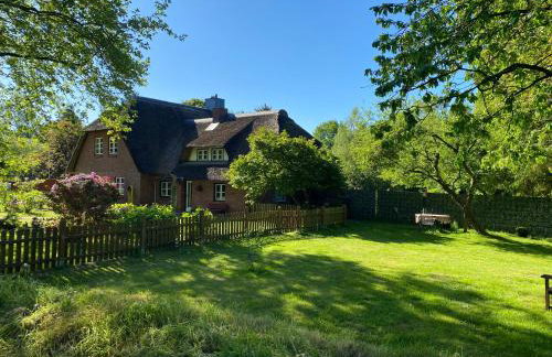 Stilvolle Ferienwohnung unter Reet in Windbergen - Foto 2