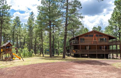 The Lodge Large Cabin, 17 Acres, Playground, Forest Access - Foto 57