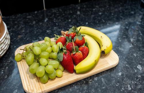 Cozy 2 Bed Apartment - Unlimited Wi-Fi - Free Parking - Sleeps 6 - By Old Trafford - Foto 15