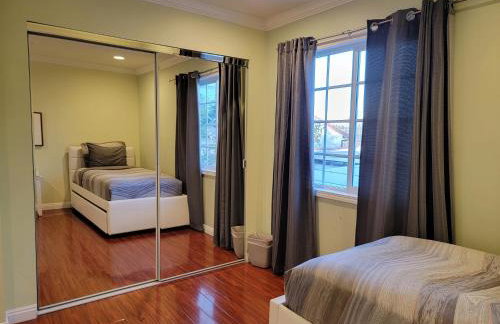 3 bedroom apartment by the MrC Hotel and 5 minutes to Rodeo Drive WiFi TV Patio walk to restaurants - Foto 8