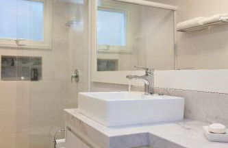 Aconchego na Serra com Lareira e Piscina aquecida 4min Centro - Photo 21