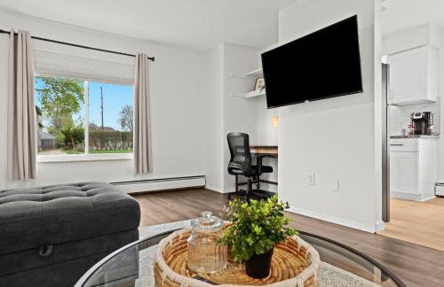 Spacious 2BR Flat, King Bed, Downtown Mt Clemens - Foto 28