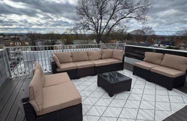 Spacious 6 Bedroom Home with NYC Access & Parking! - Foto 42