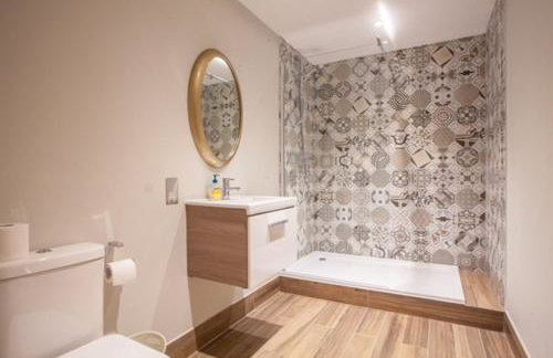 Stylish 2 Bedroom Apartment In Park Circus, West End - Foto 7