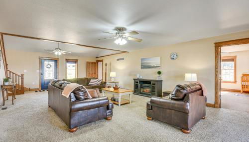 Pond Access and Fishing Cedar Lodge in Versailles - Foto 4