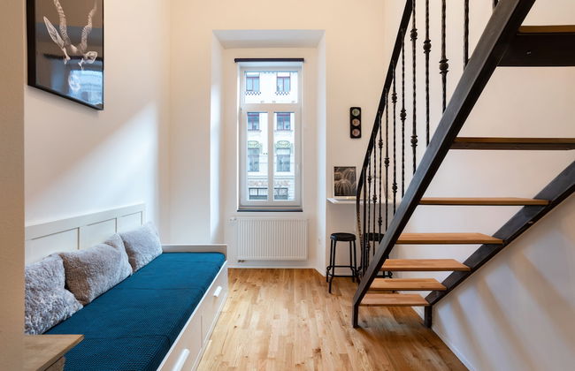 Rhino Studios - Photo 27