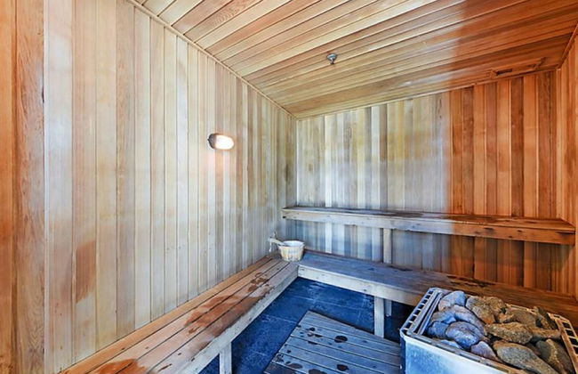 Mantra Circle on Cavill - Photo 76