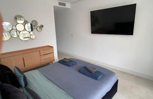 Modern garden apartment by Cabopino golf - Photo 15