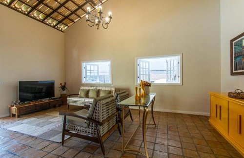 Casa com piscina, churrasqueira e jardim em Lauro de Freitas - até 11 pessoas - Foto 2