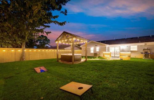 Luxury Home w Hot Tub near AT&T Stadium - Foto 31