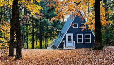 NEW! Cozy & Modern A-Frame in the woods w/HOT TUB - Foto 3