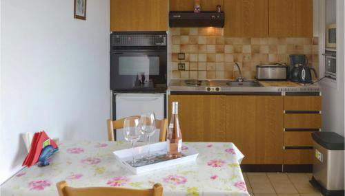 Amazing Apartment In Clohars Carnoet - Foto 5