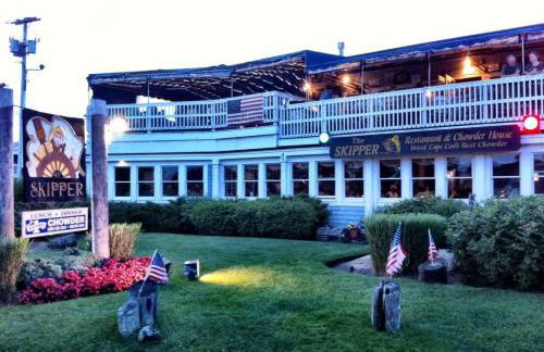 Charming House by the Beach with Patio Grill and FirePit - Foto 56