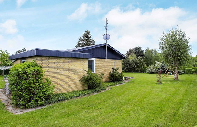 4 Person Holiday Home in Dannemare - Foto 18