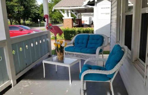 CHERRY STREET LUXURY- SHOPPING-DINING-BY DOWNTOWN AND HOSPITALs - Foto 15