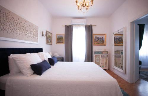 ANGEL BY THE SEA LUXE Apartment - Photo 21