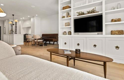 Luxury Living in downtown Grand Haven - Rooftop Deck - Foto 10