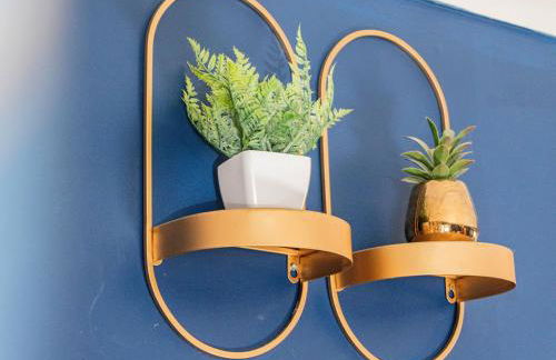 Detached House in Ashford with Free Parking and Hot Tub - Sleeps 10 - Foto 28