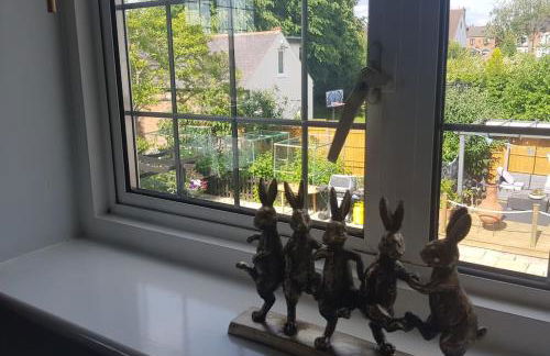 Peaceful self contained Studio in lovely garden. - Photo 13