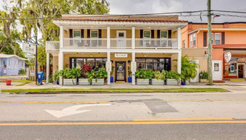 Heart of Historic District Pet-Friendly Home! - Photo 3