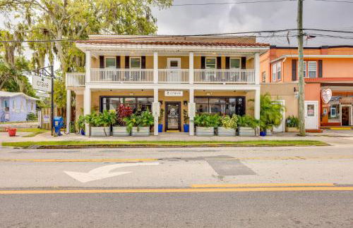 Heart of Historic District Pet-Friendly Home! - Photo 3