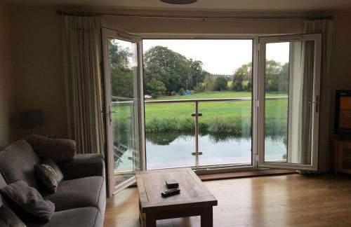 Riverside Penthouse 2BR & 2 Bath 2 Parking View Near St Neots - Foto 8