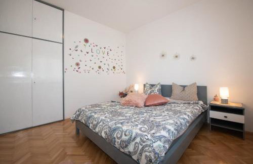 Ika Blue Studio - Photo 71