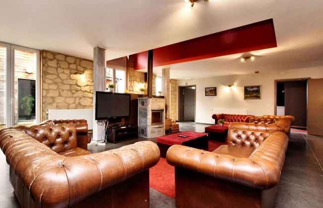 Unique Holiday Home with Pool near Park & Ski Area - Photo 9