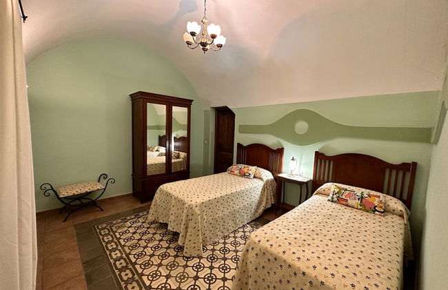 Cuevas la Granja - Foto 46