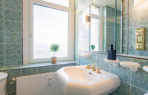 Spacious Apartment in Strausberg - Sleeps 6 - Foto 14