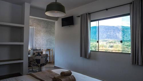 Pousada Independente com Lago Natural Privativo - Chalé Jade - Foto 2