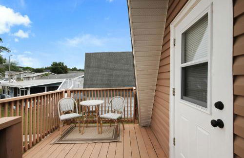 Watch the Sunrise on Lake Louisa - Foto 17