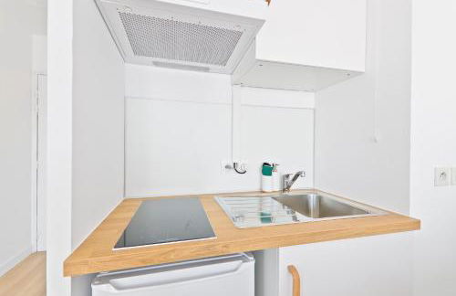 Studio Orly 15 min I Balcon, cuisine, Wi-Fi rapide - Foto 17