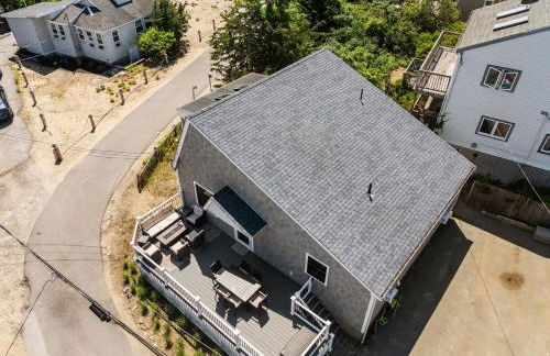 Beach Plum Cottage Steps to Beach Loft AC - Foto 32