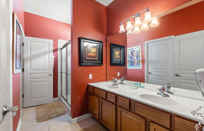 Funcation at Windsor Hills by Shine Villas Sleeps up to 12 - Foto 32