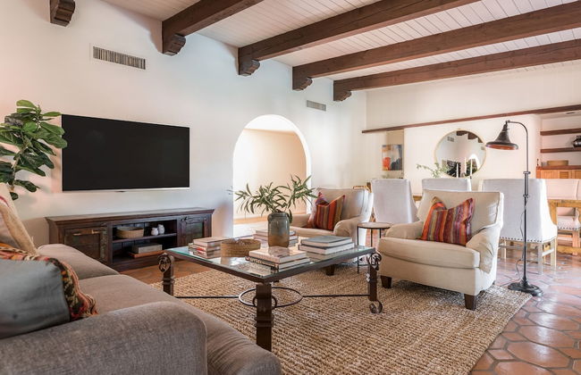 La Casona by Avantstay Gorgeous Spanish Style Oasis w Historic Charm Pool - Foto 7