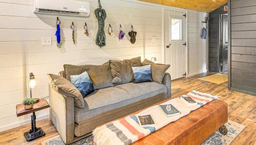 Covered Deck and Hot Tub Cozy Retreat in Campton! - Foto 4