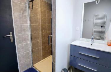 En Ardèche, maison de vacances l'Odyssée climatisée avec sa piscine privée et chauffée - Foto 22