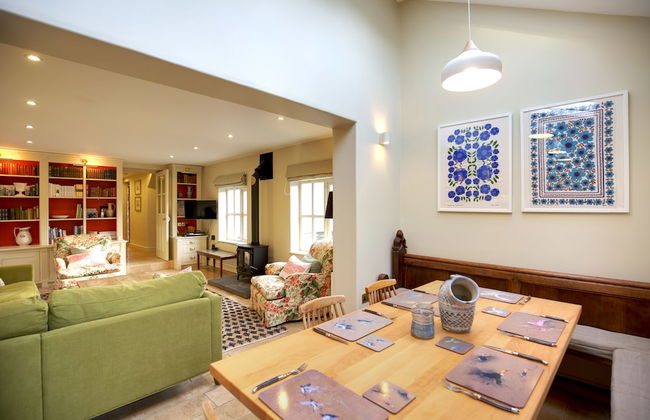 Stunning 3-bed House in a Private Hidden Valley - Foto 28