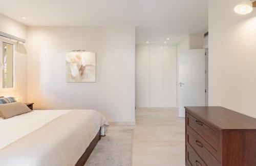 Infinity Blue Penthouse - Photo 33