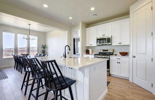 Washington Home w/ Mtn Views, Near Hiking! - Photo 6